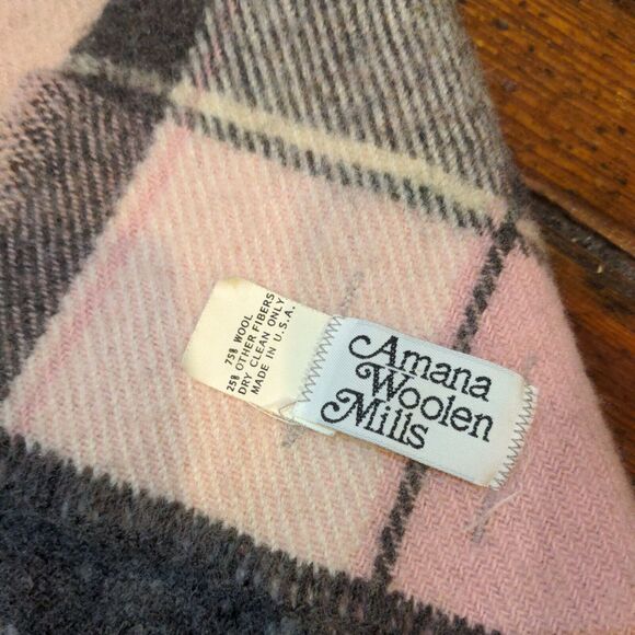 Amana Woolen Mills Wool Blend Knit Blanket Multicolor 46x39 Plaid Made USA - Picture 5 of 5